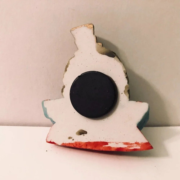 Vintage Refrigerator Magnets Clowns Set of 2 Fridge Magnets - Picture 12 of 12